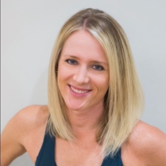 Meet your Posher, Lauren - Picture 1 of 1